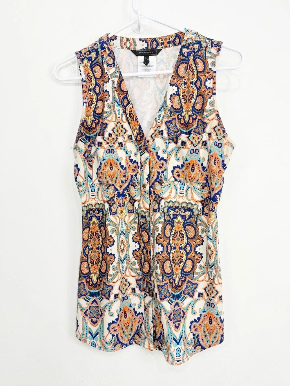 BCBGMaxazria Orange Blue Paisley Print V Neck Sleeveless Snap Front Top